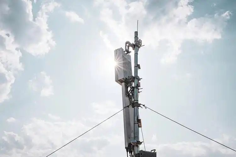 2025년 5G 투명 LCD 안테나 판매 시장: 미학과 혁신의 만남